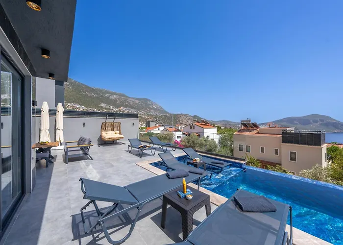 Cihan Kalkan Вілла